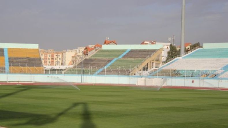 الفاف ستمضي اتفاقية مع “ديجياس” البليدة لتسيير المنصة الشرفية لملعب تشاكر