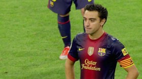 تشافي هيرنانديز يتبرع للأطفال في رمضان