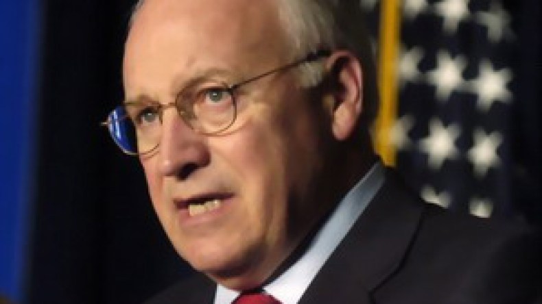 “تشيني يريد أن تتعرض بلاده لهجوم”