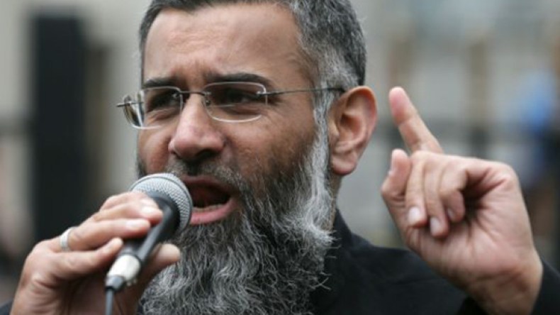 إدانة داعية بريطاني مسلم بالترويج لـ”داعش”