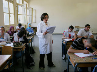 October 5th: “World Teachers' Day to be marked by protest strike in Algerian education sector “