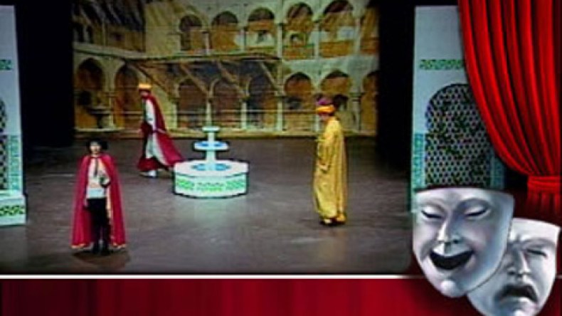 أم البواقي تفتك الجائزة الكبرى للمسرح المحترف