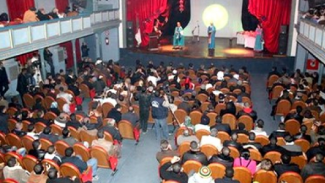 دار العرش بالصحاريح بالبويرة يحتضن المهرجان الوطني لمسرح الهواة