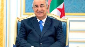 Le Président Tebboune adresse ses remerciements au Algériens pour l’intérêt porté à son état de santé