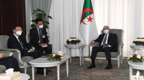 الرئيس تبون يستقبل رئيس مكتب الشؤون الخارجية للحزب الشيوعي الصيني