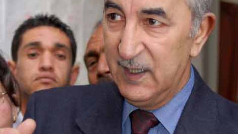 تبون غاضب على مديره بالعاصمة