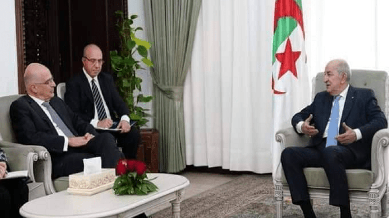 الرئيس تبون يتلقى دعوة لزيارة اليونان