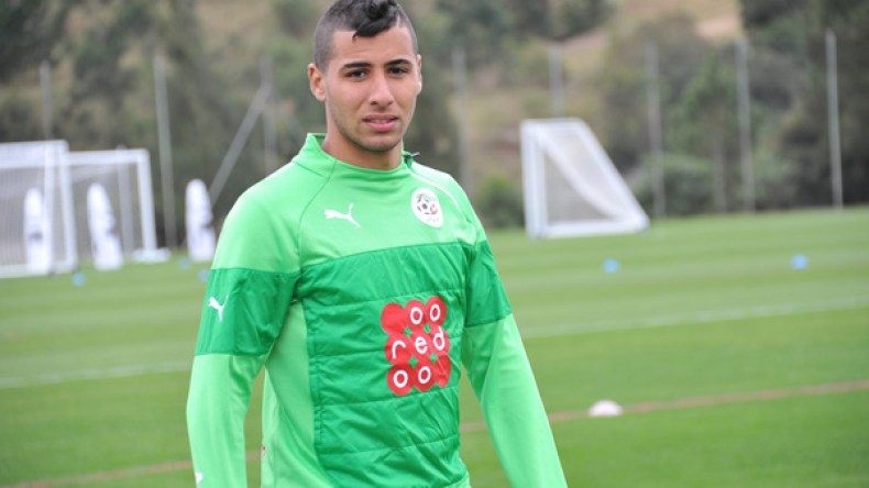 تايدر محل إهتمام عدة نوادي أوروبية