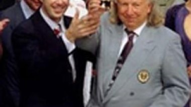 Mort du couturier Ted Lapidus