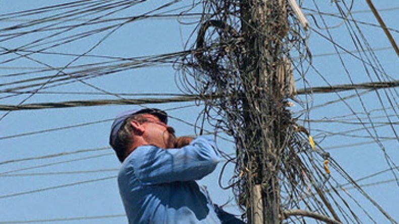 أجانب استغلوا هواتف مؤسسات الدولة وكبدوها خسائر بالملايير