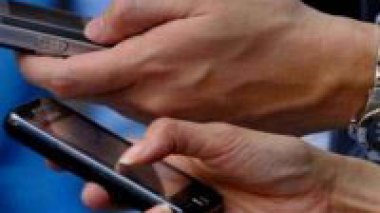 Les téléphones portables non agréés par l’ARPT présentent un risque pour la santé