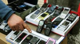 حجز 2900 هاتف نقال بمطار هواري بومدين