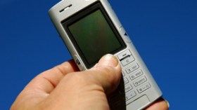 “مبروك لقد فزت .. اتصل لنسرق مالك”