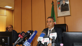 “ممارساتكم تتنافى مع الالتزام.. وعليكم باستقبال المواطنين يومي الاثنين والخميس”