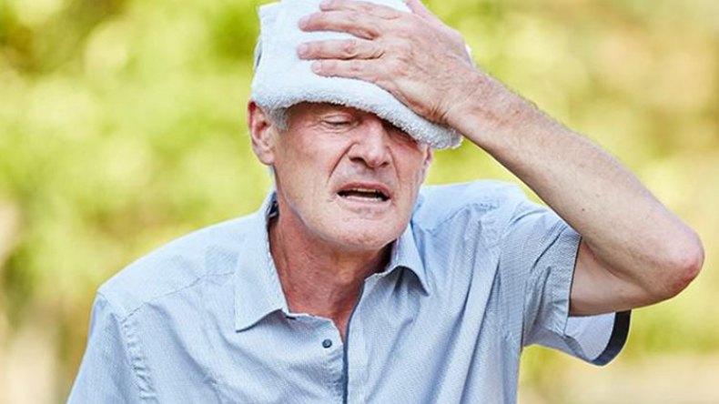 منع كبار السن والأطفال من الخروج والتنقل إلاّ للضرورة