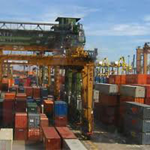Excédent commercial de 4 milliards dans les deux premiers mois de 2011