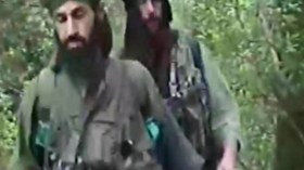 إرهابي  يسلم  نفسه  في  مغنية  بعد  شهر  من  الالتحاق  بجماعة  مسلحة