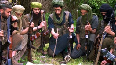 “Abou doujana” et ” Almouthana” se sont rendus aux autorités militaires de Jijel