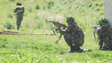 Algerian security forces arrest AQIM terrorists on way to Libya