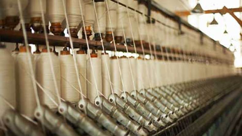 مصنعان تركيان للنسيج بالجزائر