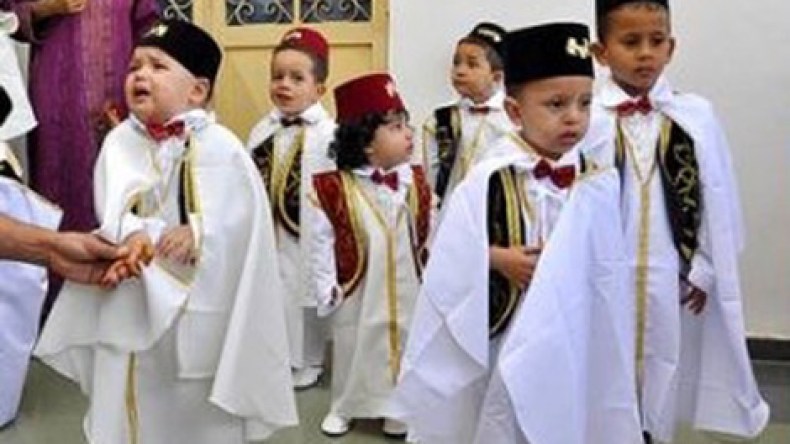 لا ختان دون تحاليل طبية لتجنيب الأطفال المذبحة