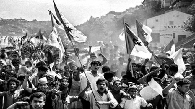 المجاهدة الفرنسية جان ماري توارى الثرى بمقبرة القصبات بباتنة