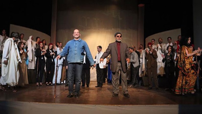 ميهوبي يصالح بن تركي والشعراء مع المسرح