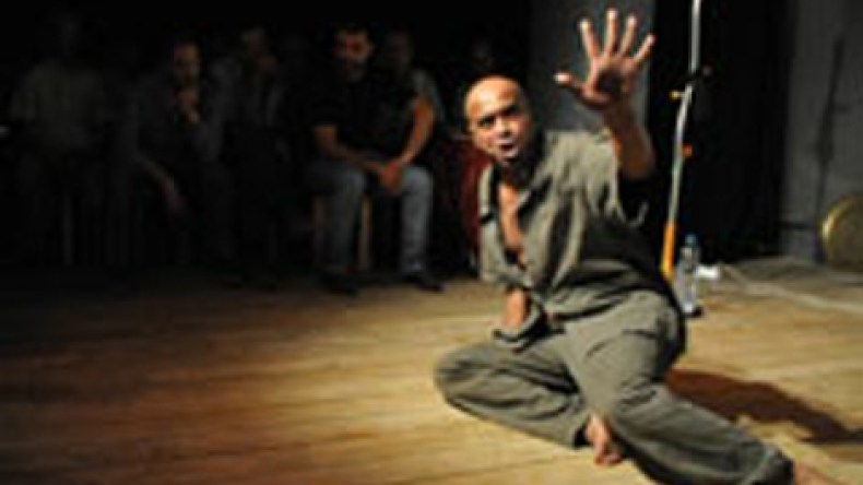 احميدة عياشي:  من قال إن “قدور البلاندي” مات؟!