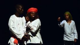 ثمان فرق مسرحية تتبارى في تظاهرة مسرح الجنوب