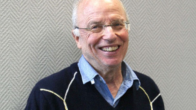 شيخ المعلّقين الفرنسيين يغادر هذا العالم