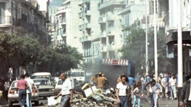 “ثورة الخبز” وحرب المصالح بين أكتوبر 88 وجانفي 2011