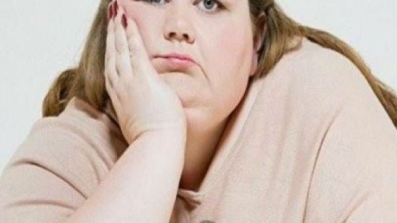 أصابتني الكآبة بسبب السمنة المفرطة.. ماذا أفعل؟!