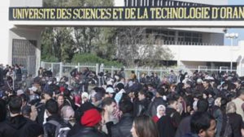 الإحتجاجات والإعتصامات تعود إلى الجامعات