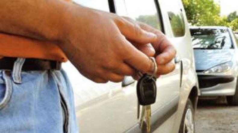 أزمة نقل ونيران “الكلونديستان” تحرق جيوب المواطنين