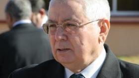 بن صالح يختار عسكريا ومدنيا لإدارة جلسات حوار الإصلاح