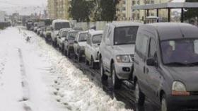 درجات الحرارة تحت الصفر والثلوج تقطع 14 طريقا