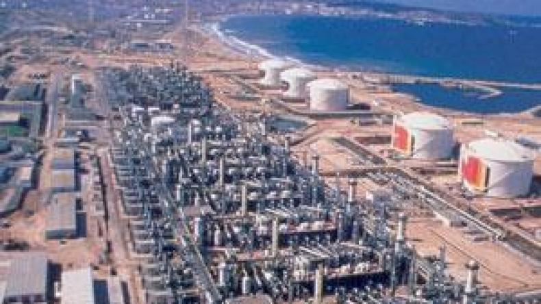 الجزائر تدعو الشركات الإسبانية للإنشاء للاستثمار في الجزائر