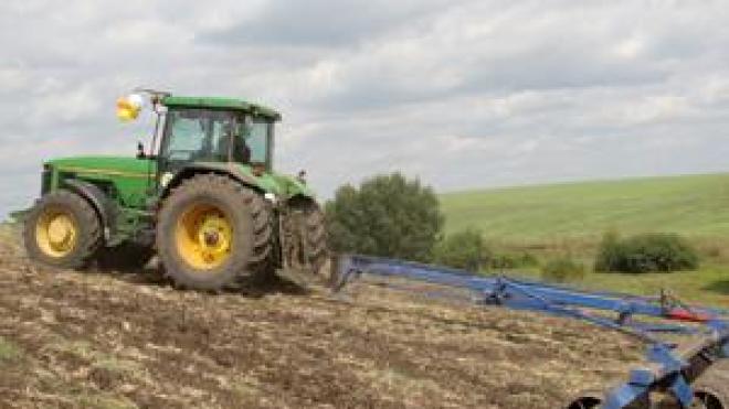 200 ألف هكتار لتلبية طلبات 115 ألف فلاح