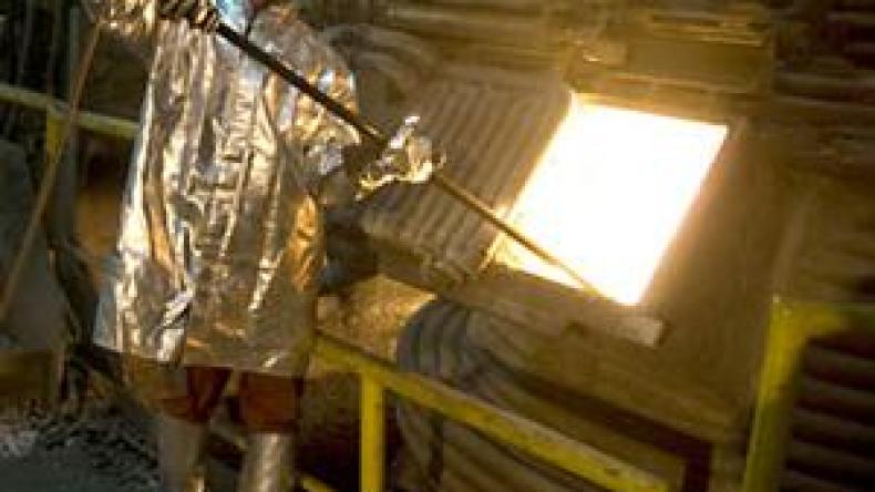 عمال الحجار يتحدون الإدارة ويصرّون على مواصلة الإضراب المفتوح