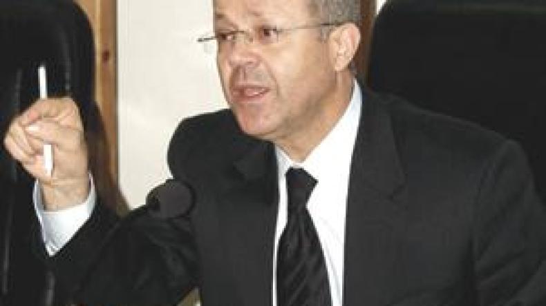 بن بوزيد:  نأمل في نسبة نجاح قياسية في بكالوريا هذه السنة