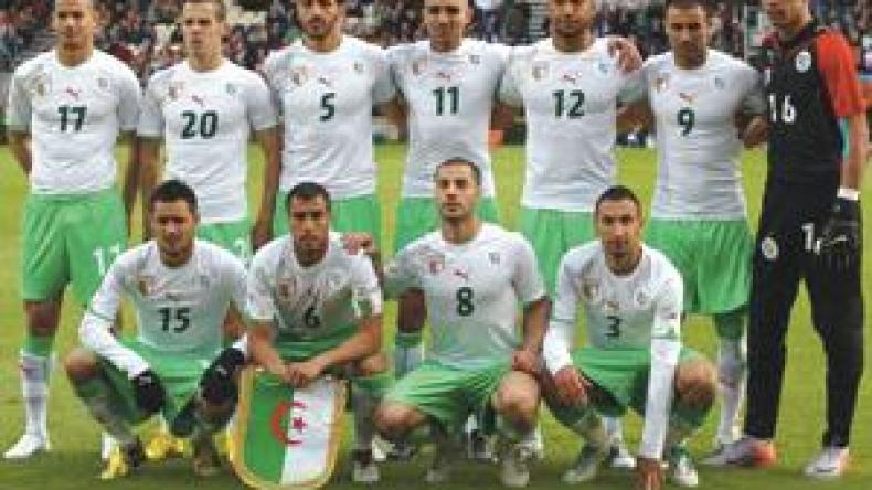 مناصر يطلّق زوجته لأنها قامت بتشويش مشاهدته لمباراة الجزائر ـ إيرلندا