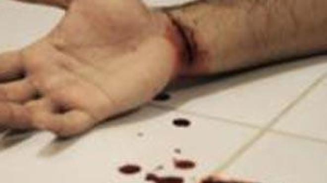 23 شخصا حاولوا الانتحار بمقرات بلديات بتيزي وزو بسبب قفة رمضان