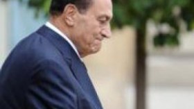 الأسرة الثقافية في مصر.. خذ جائزتك وارحل يا مبارك