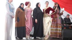 عروض أزياء ترنحت بين العصري والتقليدي