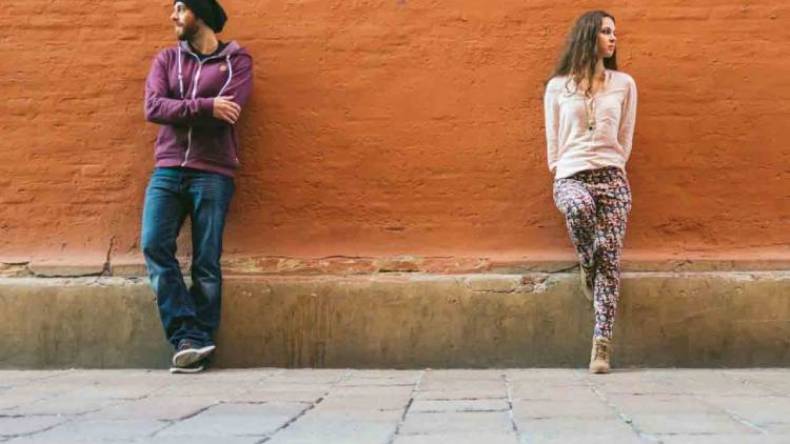 فتيات ينددن: “إذا من حقنا فعل ذلك أيضا”