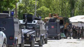 غارات جوية تستهدف إرهابيين في “هكاري” شرقي تركيا