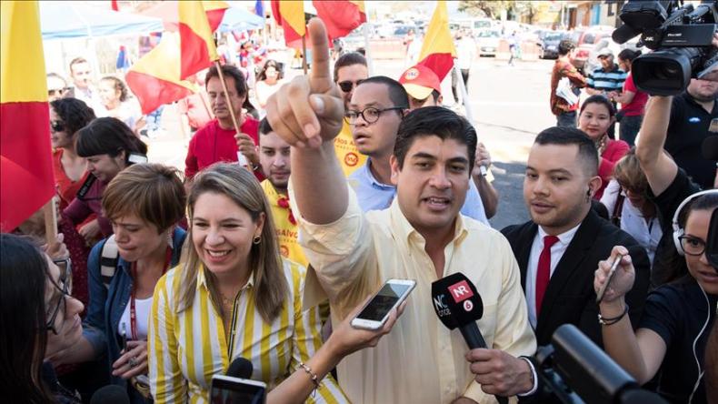 انتخاب كارلوس ألفارادو رئيسا لكوستاريكا