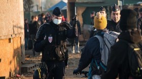 الأمن الفرنسي يجلي مهاجري “كاليه” مجدداً من باريس