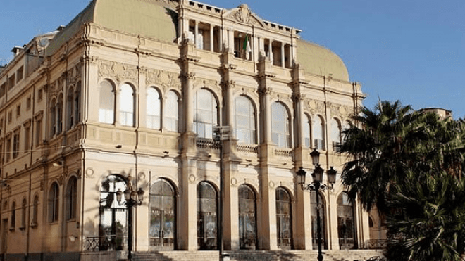 المسرح الوطني يعلن عن جائزة مصطفى كاتب للبحوث المسرحية