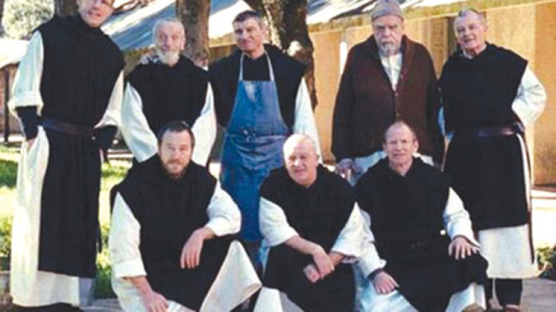 محامي رهبان تيبحرين يطالب هولاند بالضغط على بوتفليقة!